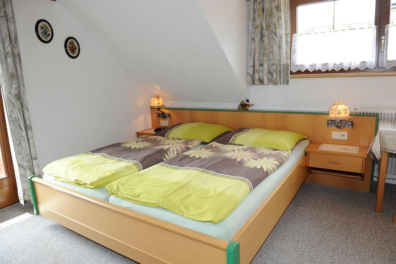 Haus Dorfer Bed & Breakfast Mariapfarr Exterior photo